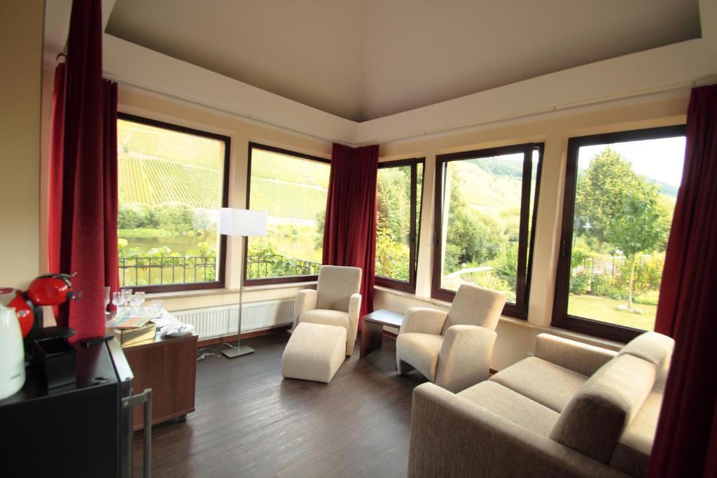 Boutique Hotel Villa Melsheimer Райл Стая снимка